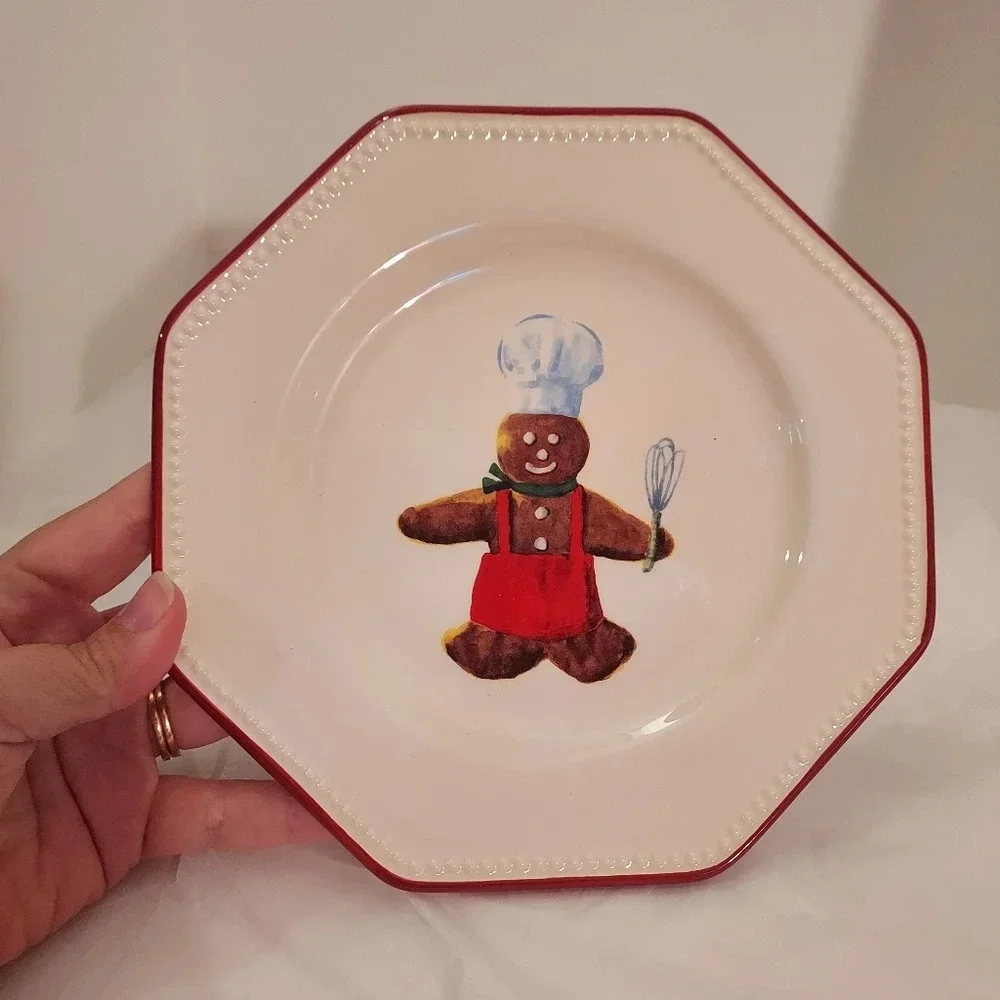 Williams-Sonoma Set of Four Gingerbread Chef Dessert Plates - 7.75 inch Diameter